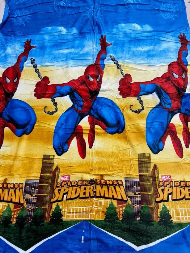 پتوی یک نفره عروسکی طرح اسپایدرمن spiderman